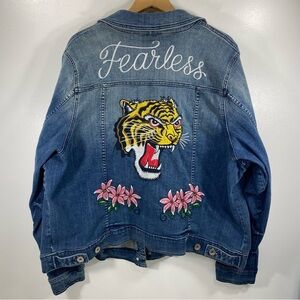 Torrid Fearless Tiger Lily Floral Embroidered Trucker Denim Jean Jacket 4X 26